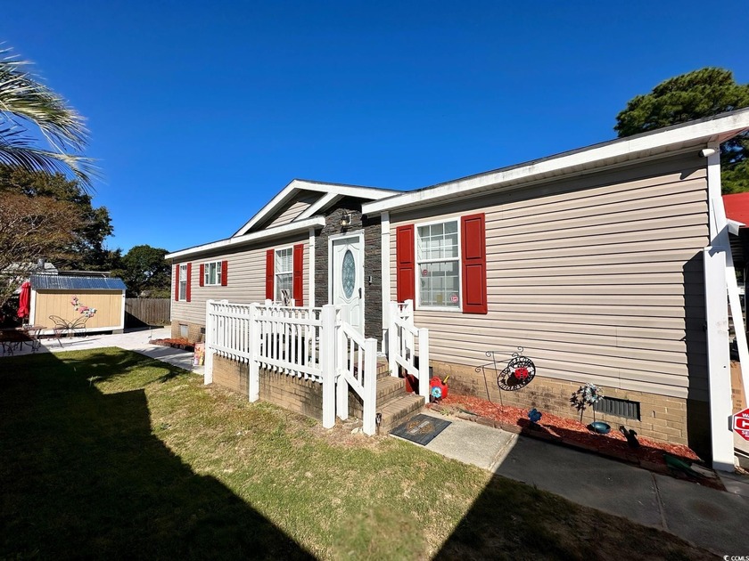 Check this property out! If you've been searching for a home - Beach Home for sale in Little River, South Carolina on Beachhouse.com