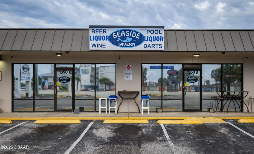 Sports Bar Business opportunity includes a 4COP liquor license - Beach Commercial for sale in Ormond Beach, Florida on Beachhouse.com
