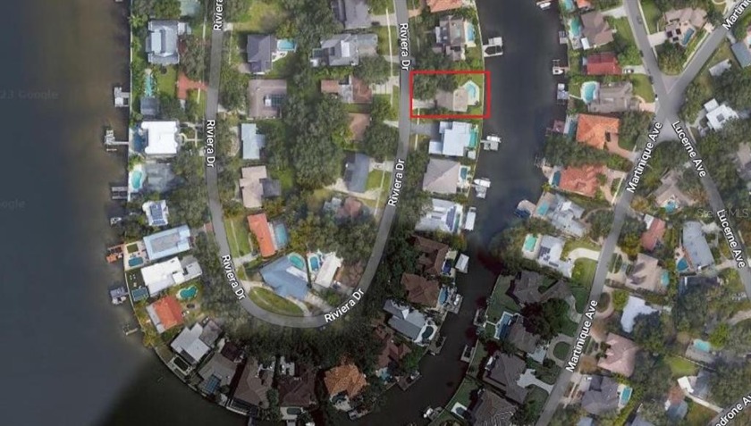 Here is your opportunity to make this highly sought after Davis - Beach Lot for sale in Tampa, Florida on Beachhouse.com