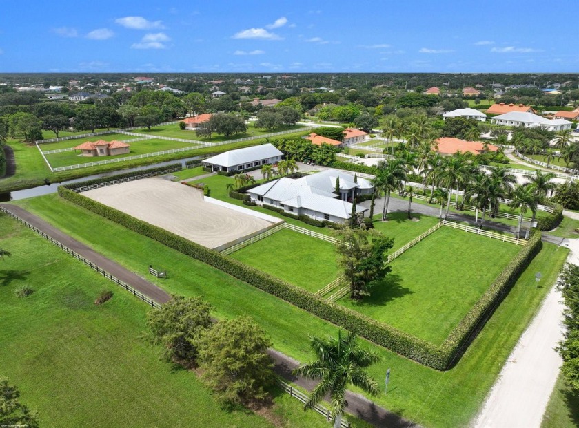 Recent Fully Renovated Farm!!  Move in ready for season! - Beach Home for sale in Wellington, Florida on Beachhouse.com