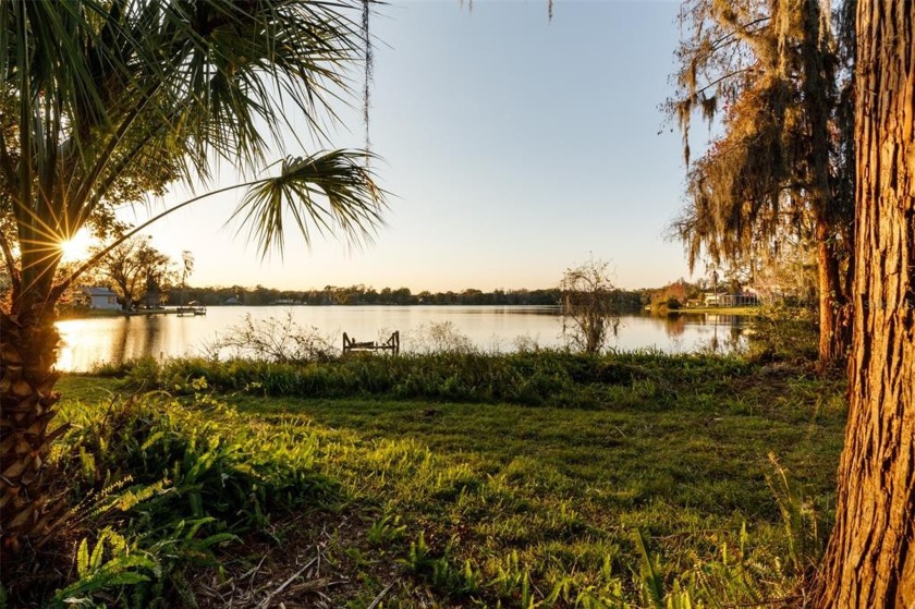 Stunning, expansive views from this generous waterfront property - Beach Acreage for sale in Tampa, Florida on Beachhouse.com