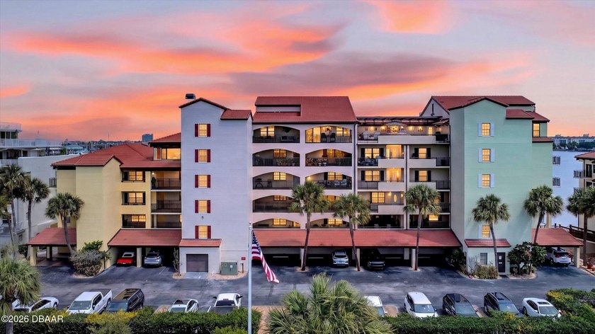 A rare Intracoastal Waterway frontage penthouse offering nearly - Beach Condo for sale in Daytona Beach, Florida on Beachhouse.com