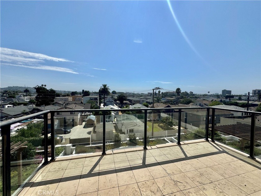 Welcome to this 2022 New Build 24 hour Gated community 1-bedroom - Beach Condo for sale in Long Beach, California on Beachhouse.com