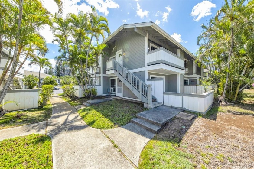 This two-bedroom, one-bath townhome is perfect for those seeking - Beach Condo for sale in Honolulu, Hawaii on Beachhouse.com