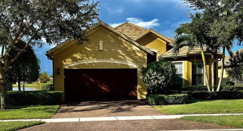 Lovely family home located in the prestigious and very private - Beach Home for sale in Wellington, Florida on Beachhouse.com