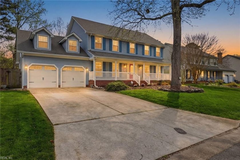 Tucked into a central Virginia Beach location, this beautifully - Beach Home for sale in Virginia Beach, Virginia on Beachhouse.com