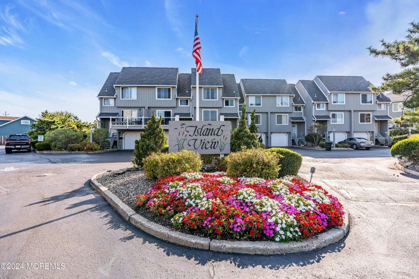 BEACH LIVING AT ITS BEST!!! Welcome to Island View where you can - Beach Condo for sale in Sea Bright, New Jersey on Beachhouse.com