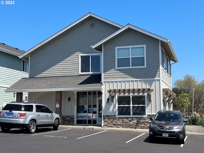 Looking for a great investment with a good long term lease in - Beach Commercial for sale in Brookings, Oregon on Beachhouse.com