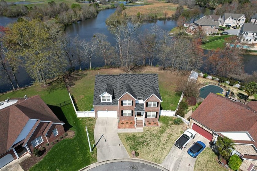 Beautiful lakefront brick front home. Enjoy the water and - Beach Home for sale in Suffolk, Virginia on Beachhouse.com
