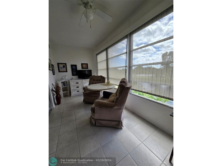Beautiful 1/1  condo with a GORGEOUS  WATER VIEW on the 4th - Beach Condo for sale in Deerfield Beach, Florida on Beachhouse.com