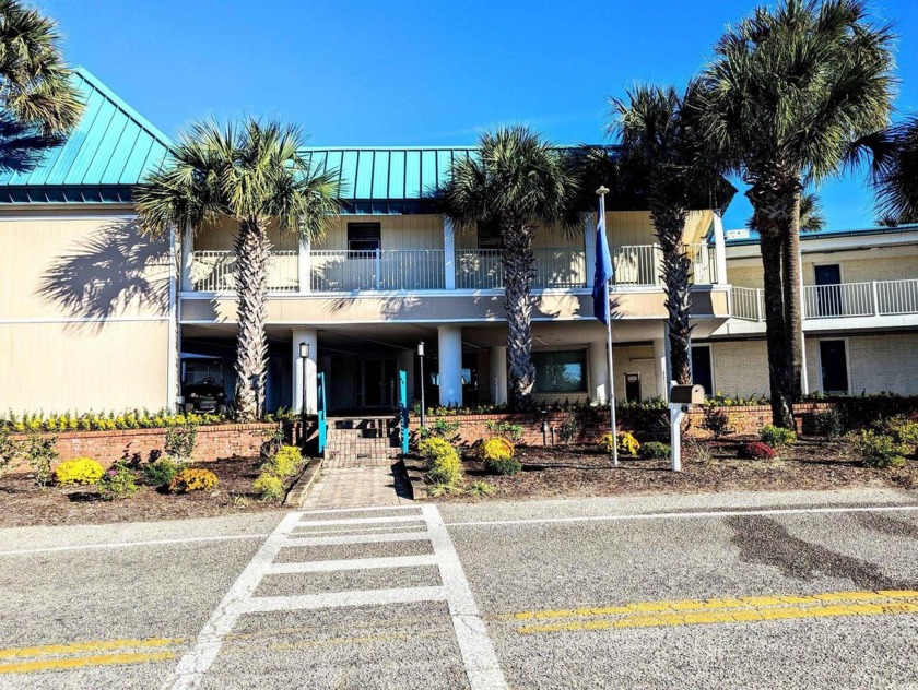 Oceanfront Litchfield Inn condo unit 124. Ground floor, direct - Beach Condo for sale in Pawleys Island, South Carolina on Beachhouse.com