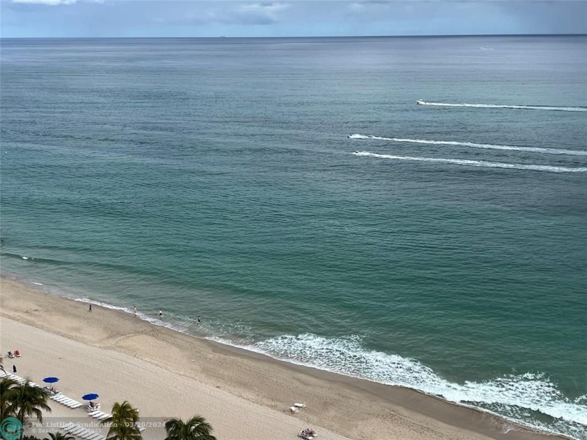 Come and enjoy the Beach! Beautiful large ! bedroom, 1.5 bath - Beach Condo for sale in Fort Lauderdale, Florida on Beachhouse.com