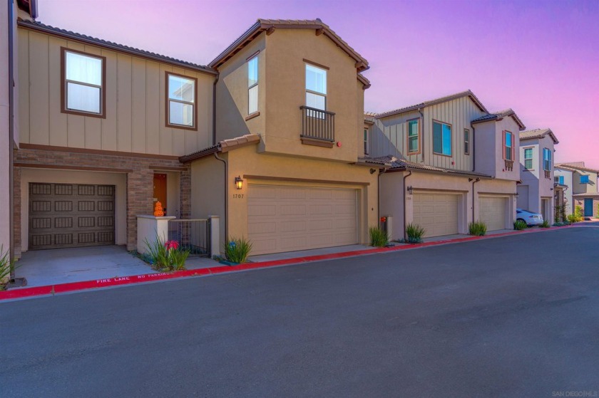 This stunning 3-bedroom, 2.5-bathroom condo, built in 2022 - Beach Home for sale in Oceanside, California on Beachhouse.com