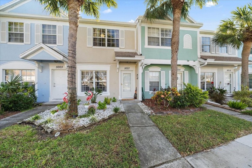 Stunning, updated townhome in Sabal Harbour! Welcome to this - Beach Townhome/Townhouse for sale in Bradenton, Florida on Beachhouse.com