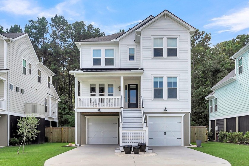 Discover this lovely and private residence in St Thomas Preserve - Beach Home for sale in Wando, South Carolina on Beachhouse.com