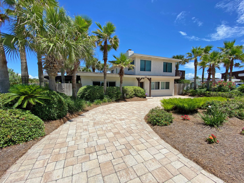 Gorgeous Gulf View home w/ Beautiful Landscaping and Decor - Beach Vacation Rentals in Pensacola Beach, Florida on Beachhouse.com