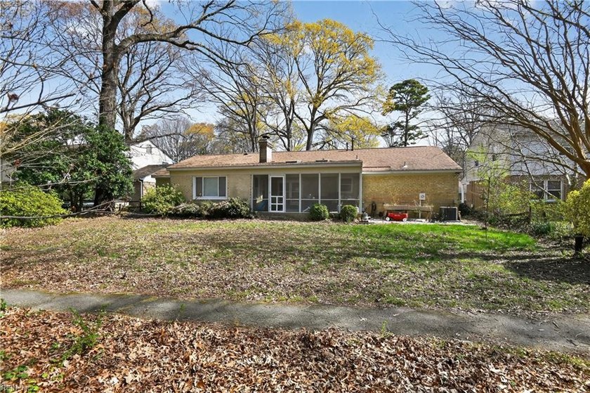 Welcome to your beautiful home in the heart of Virginia Beach! - Beach Home for sale in Virginia Beach, Virginia on Beachhouse.com