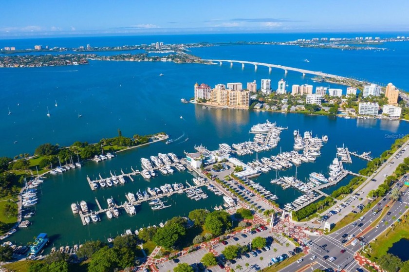 One or more photo(s) has been virtually staged. In the heart of - Beach Condo for sale in Sarasota, Florida on Beachhouse.com