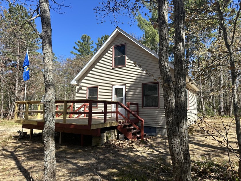 Private cabin retreat on 1.1 wooded acres adjoining State Land - Beach Home for sale in Paradise, Michigan on Beachhouse.com