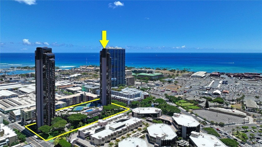 Preferred Makai Tower w/ unobstructed vws.B-tiful panoramic vws - Beach Condo for sale in Honolulu, Hawaii on Beachhouse.com