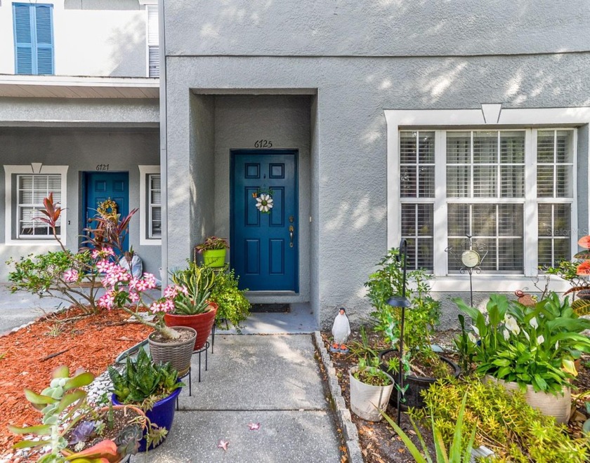 Under contract-accepting backup offers. Make yourself at home in - Beach Townhome/Townhouse for sale in Gibsonton, Florida on Beachhouse.com