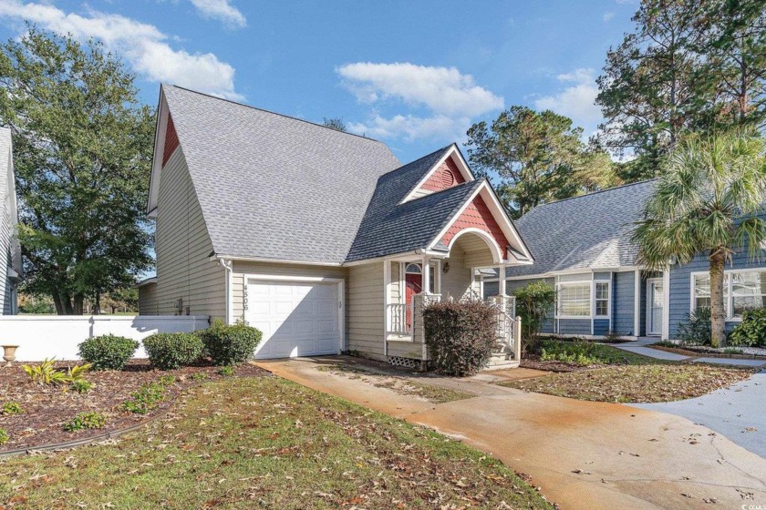 Charming 3-Bedroom, 2.5-Bathroom Home with Golf Course Views - - Beach Home for sale in Little River, South Carolina on Beachhouse.com