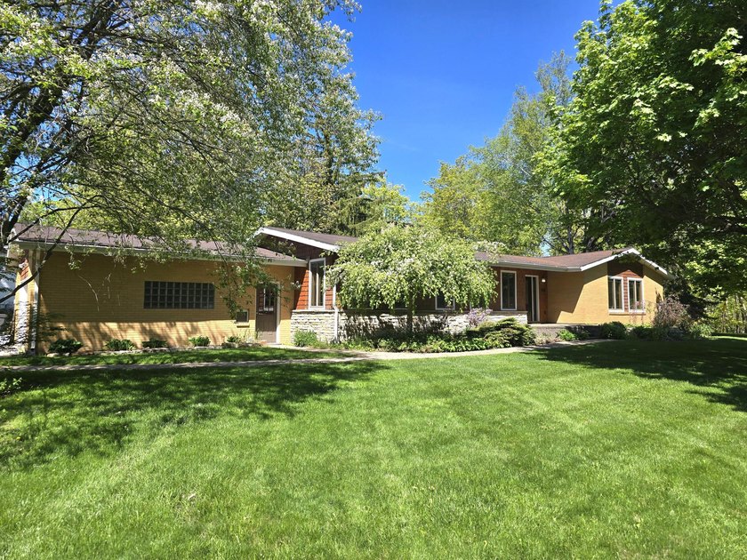 Space, comfort and location come together in this inviting - Beach Home for sale in Sault Sainte Marie, Michigan on Beachhouse.com
