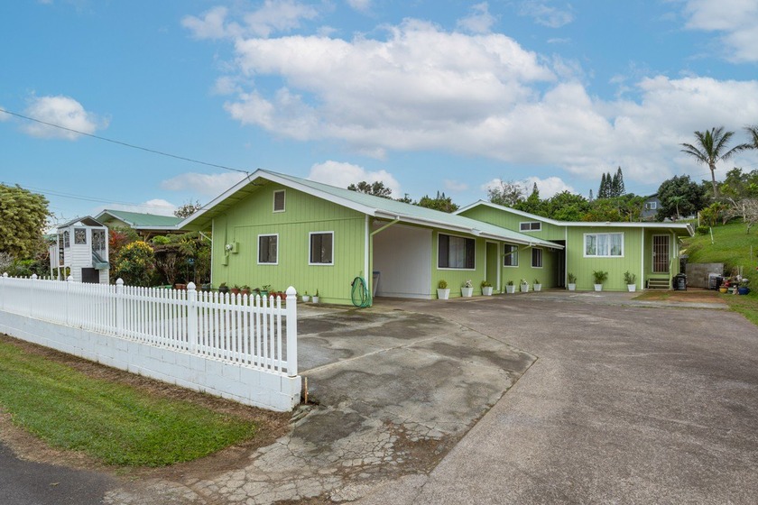 Immaculate Multi-Unit Property in the Heart of Honokaa Town - Beach Home for sale in Honokaa, Hawaii on Beachhouse.com
