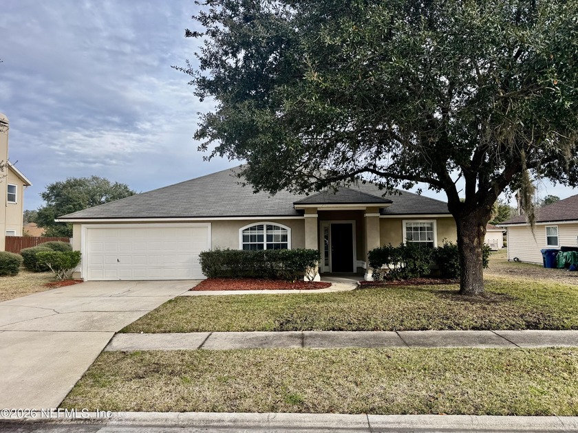 JUST LISTED in Crestwick Crossing Neighborhood! BUYER INCENTIVE: - Beach Home for sale in Jacksonville, Florida on Beachhouse.com