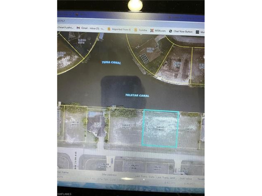 This is a 3-contiguous lot site in a BOATER'S PARADISE in one of - Beach Lot for sale in Cape Coral, Florida on Beachhouse.com