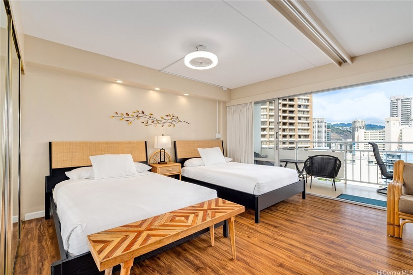 GREAT INVESTMENT at the iconic ILIKAI! Enjoy cool breezes with - Beach Condo for sale in Honolulu, Hawaii on Beachhouse.com