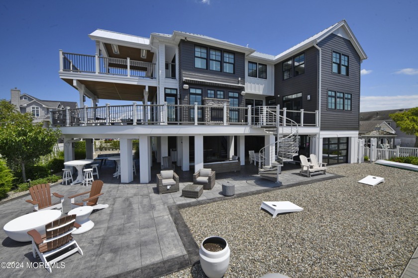 Magnificent waterfront home with incredible open water views - Beach Home for sale in Brick, New Jersey on Beachhouse.com