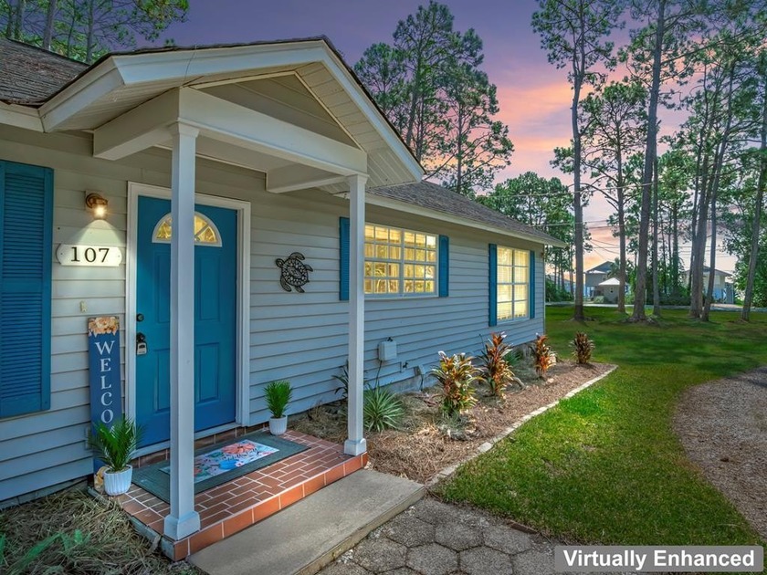 Beautifully maintained 3BR/2BA coastal home on over half an acre - Beach Home for sale in Carabelle, Florida on Beachhouse.com