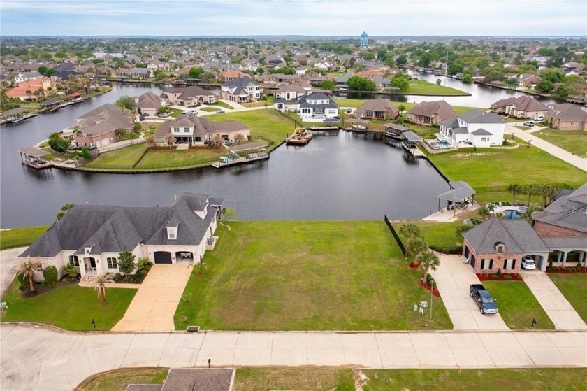 Vacant Lot on navigable water, only minutes to the Lake. Located - Beach Lot for sale in Slidell, Louisiana on Beachhouse.com