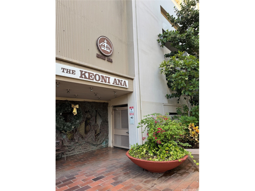 Enjoy all that Waikiki has to offer in this recently renovated - Beach Condo for sale in Honolulu, Hawaii on Beachhouse.com