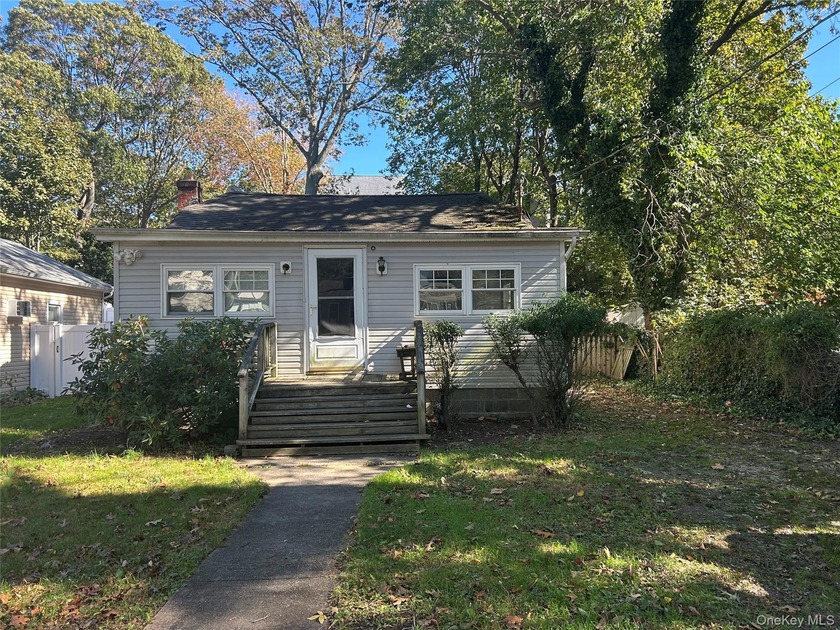 Bring your contractor or do it yourself and earn some sweat - Beach Home for sale in Sound Beach, New York on Beachhouse.com