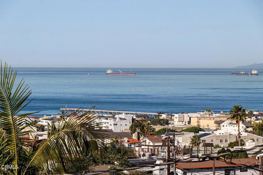 Incredible view from Malibu to Palos Verdes!  This fabulous - Beach Home for sale in Hermosa Beach, California on Beachhouse.com