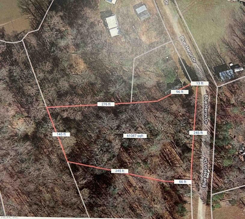 Lovely wooded lot very near community lot on Grays Creek which - Beach Lot for sale in Surry, Virginia on Beachhouse.com