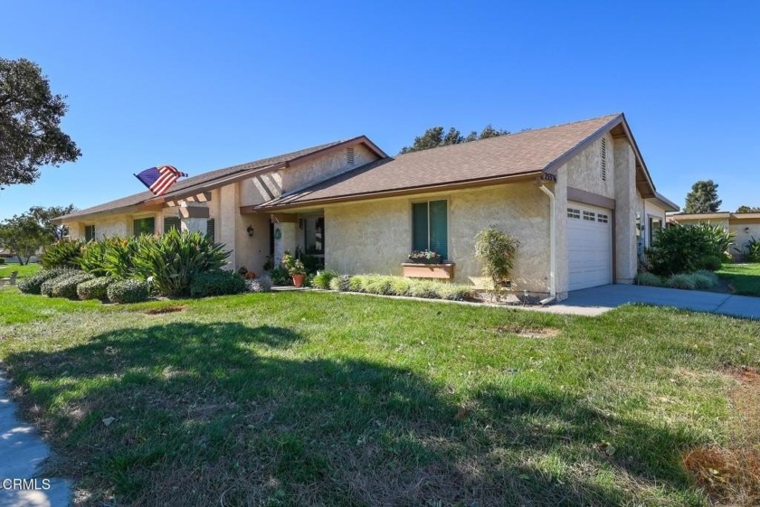 Welcome to this charming free standing El Dorado model home in - Beach Home for sale in Camarillo, California on Beachhouse.com