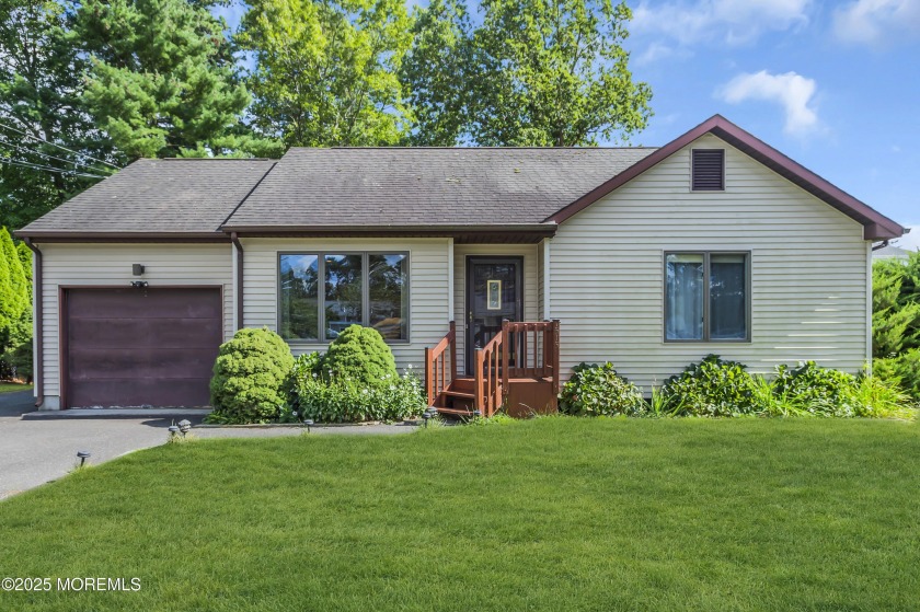 Spacious ranch on a quiet dead-end street just one block to the - Beach Home for sale in Forked River, New Jersey on Beachhouse.com