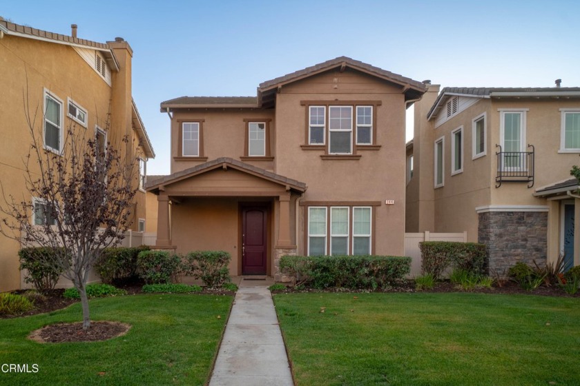 Beautiful single family, detached walls home in the highly - Beach Home for sale in Oxnard, California on Beachhouse.com