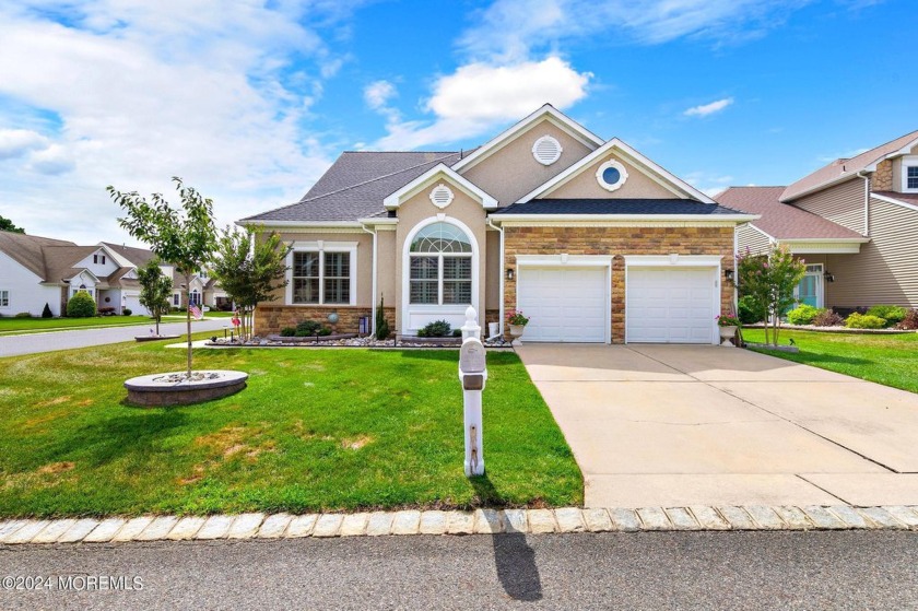 Ocean Twp. - Calling Even the Fussiest of Buyers...Your Dream - Beach Home for sale in Waretown, New Jersey on Beachhouse.com