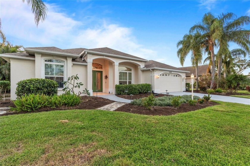 This stunning home, freshly remodeled with luxury vinyl flooring - Beach Home for sale in Lakewood Ranch, Florida on Beachhouse.com