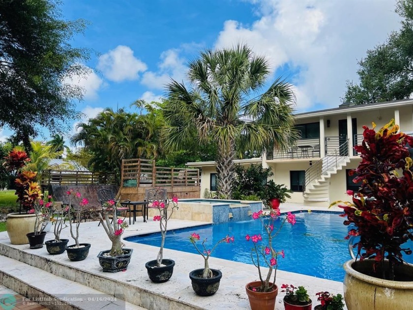 Hidden tropical gem waterfront home with 110 feet on - Beach Home for sale in Fort Lauderdale, Florida on Beachhouse.com