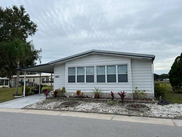 This mobile home has a lot to offer. Walking into a spacious - Beach Home for sale in Riverview, Florida on Beachhouse.com