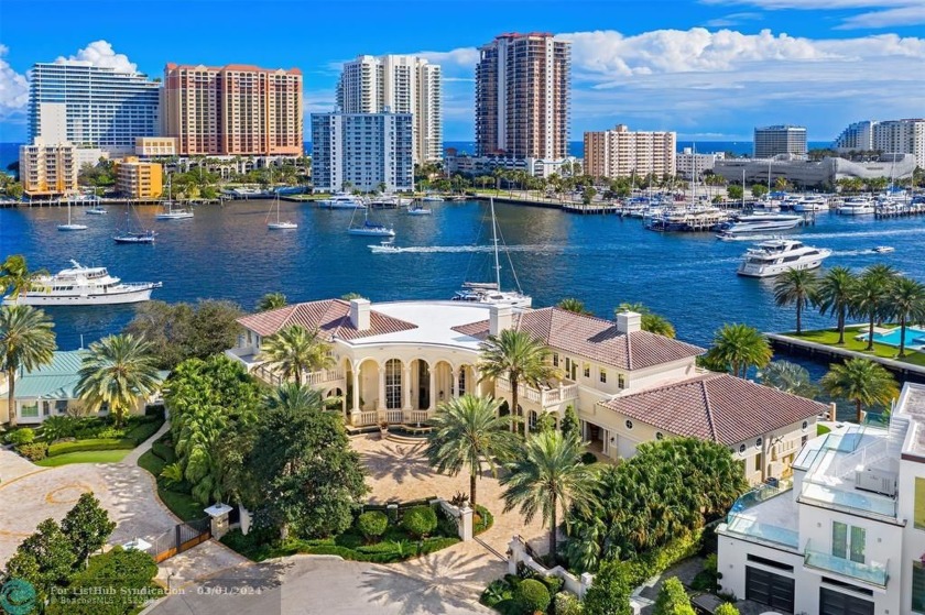 Stunning Point Lot Estate in Las Olas' Prestigious & Gated Seven - Beach Home for sale in Fort Lauderdale, Florida on Beachhouse.com