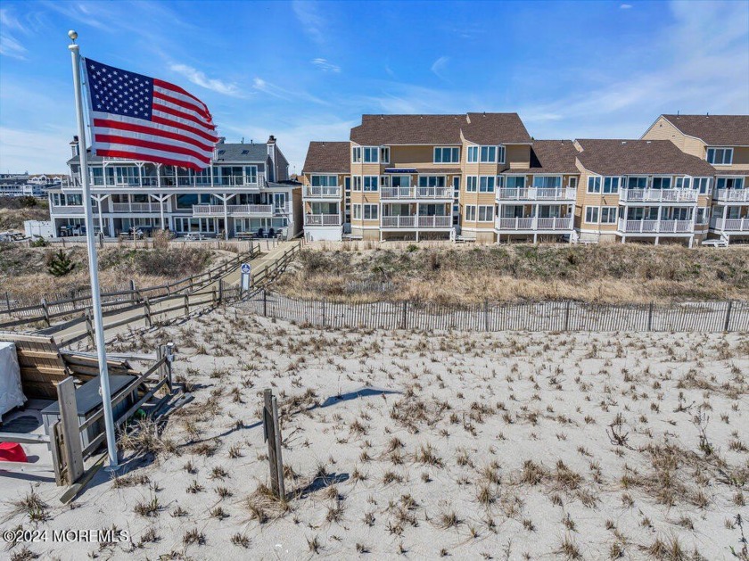 Welcome to the Surf Cottages an Oceanfront Condo in Ortley Beach - Beach Condo for sale in Ortley Beach, New Jersey on Beachhouse.com