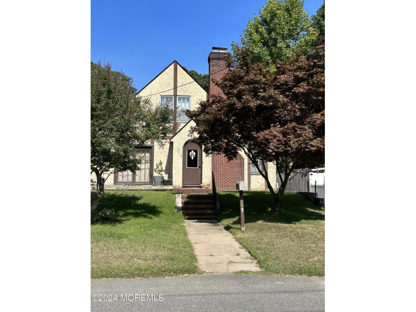 BUILD YOUR DREAM HOUSE ,ROOM FOR POOL OR SPORTS COURT. 100 X 125 - Beach Home for sale in Oakhurst, New Jersey on Beachhouse.com