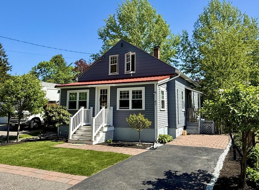 Enjoy easy year round living in this sun-filled, well maintained - Beach Home for sale in Old Orchard Beach, Maine on Beachhouse.com