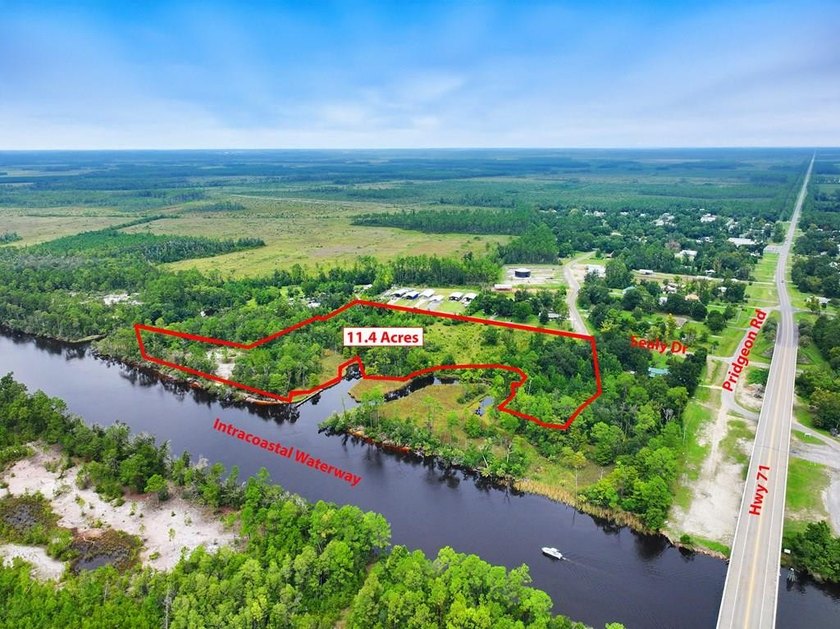 PRICE REDUCTION!! Rare Intracoastal Waterfront Opportunity! An - Beach Acreage for sale in Wewahitchka, Florida on Beachhouse.com